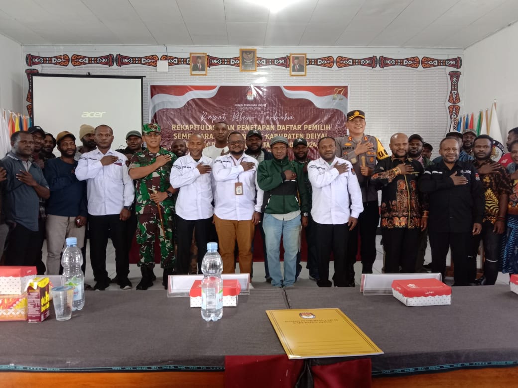 Ketua dan Anggota KPU, serta Ketua dan Anggota Bawaslu Kabupaten Deiyai
